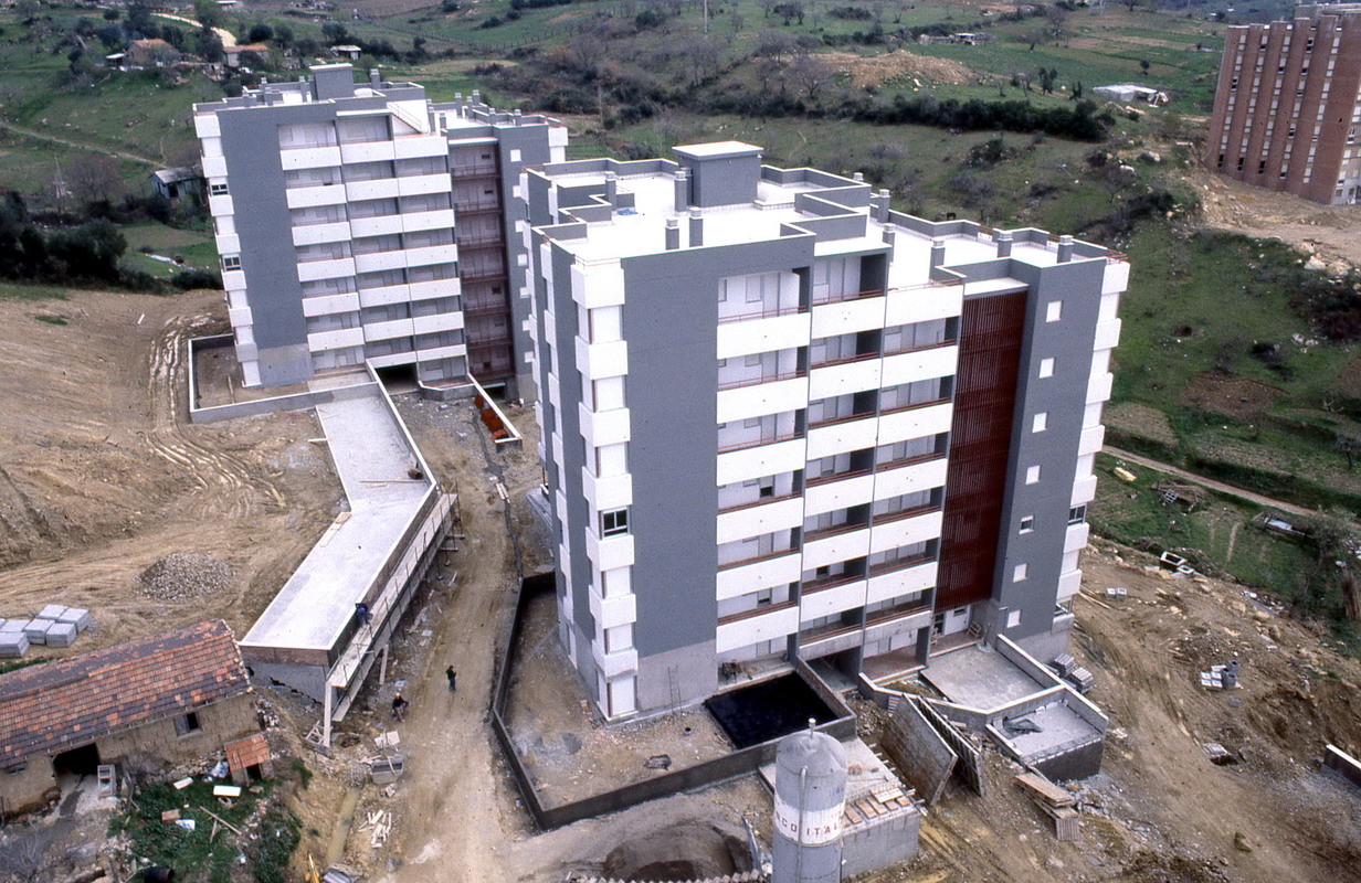 Veduta dall'alto degli edifici in costruzione